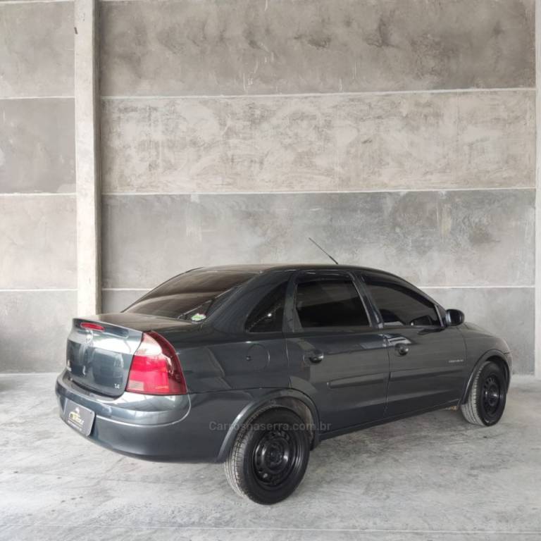 CHEVROLET - CORSA - 2008/2008 - Cinza - R$ 27.900,00