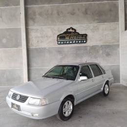 VOLKSWAGEN - SANTANA - 2005/2006 - Prata - R$ 38.900,00