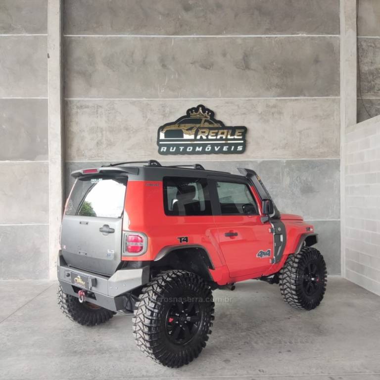 TROLLER - T4 - 2014/2015 - Laranja - R$ 165.900,00
