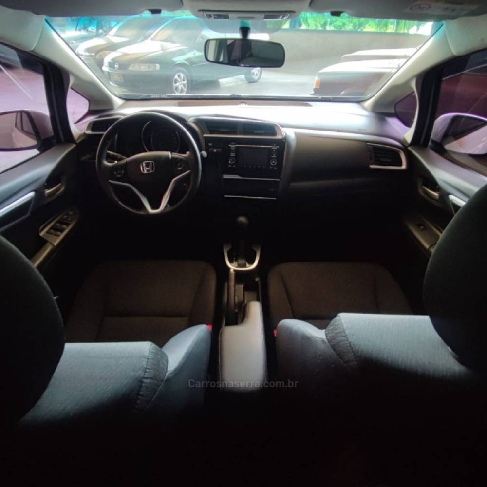 HONDA - FIT - 2018/2018 - Branca - R$ 78.900,00