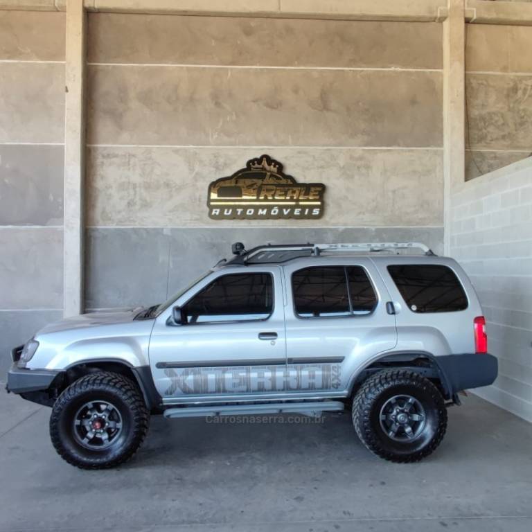 NISSAN - XTERRA - 2003/2004 - Prata - Sob Consulta