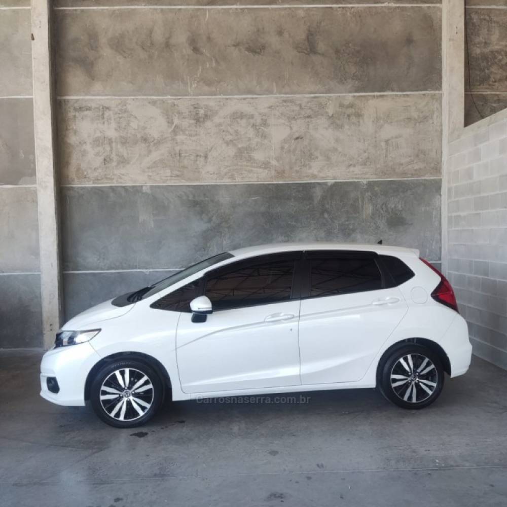 HONDA - FIT - 2018/2018 - Branca - R$ 78.900,00