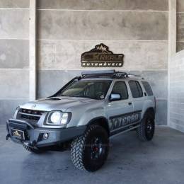 NISSAN - XTERRA - 2003/2004 - Prata - Sob Consulta
