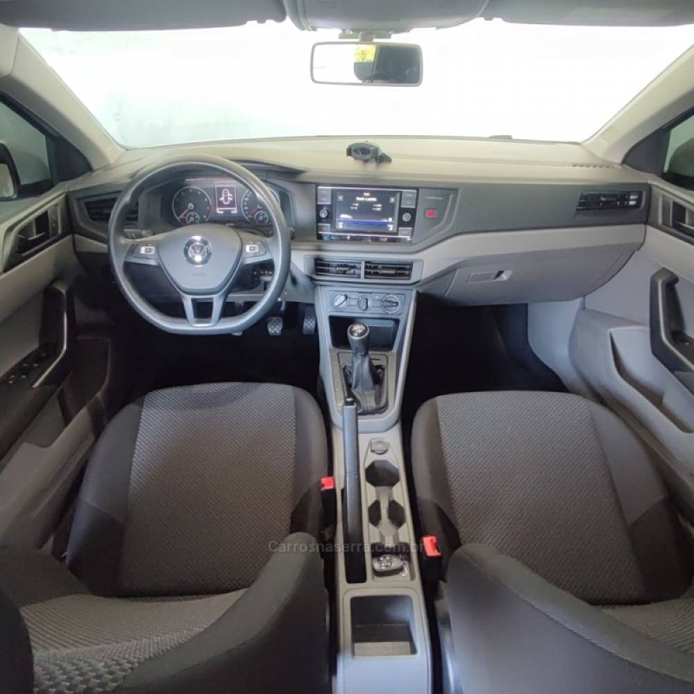VOLKSWAGEN - POLO - 2018/2019 - Branca - R$ 68.900,00
