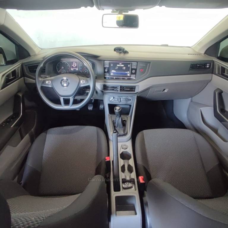 VOLKSWAGEN - POLO - 2018/2019 - Branca - R$ 68.900,00