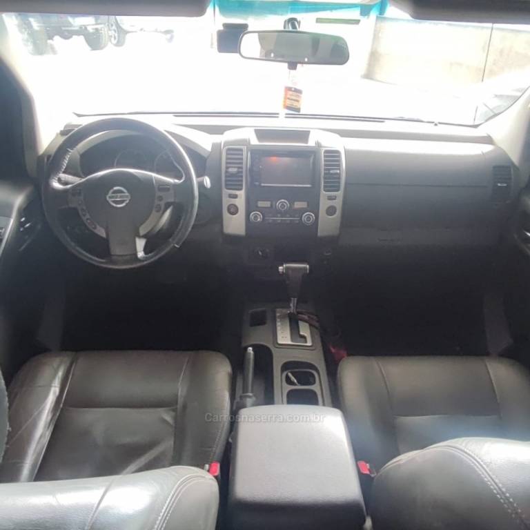 NISSAN - FRONTIER - 2015/2015 - Cinza - R$ 119.900,00