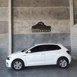 VOLKSWAGEN - POLO - 2018/2019 - Branca - R$ 68.900,00
